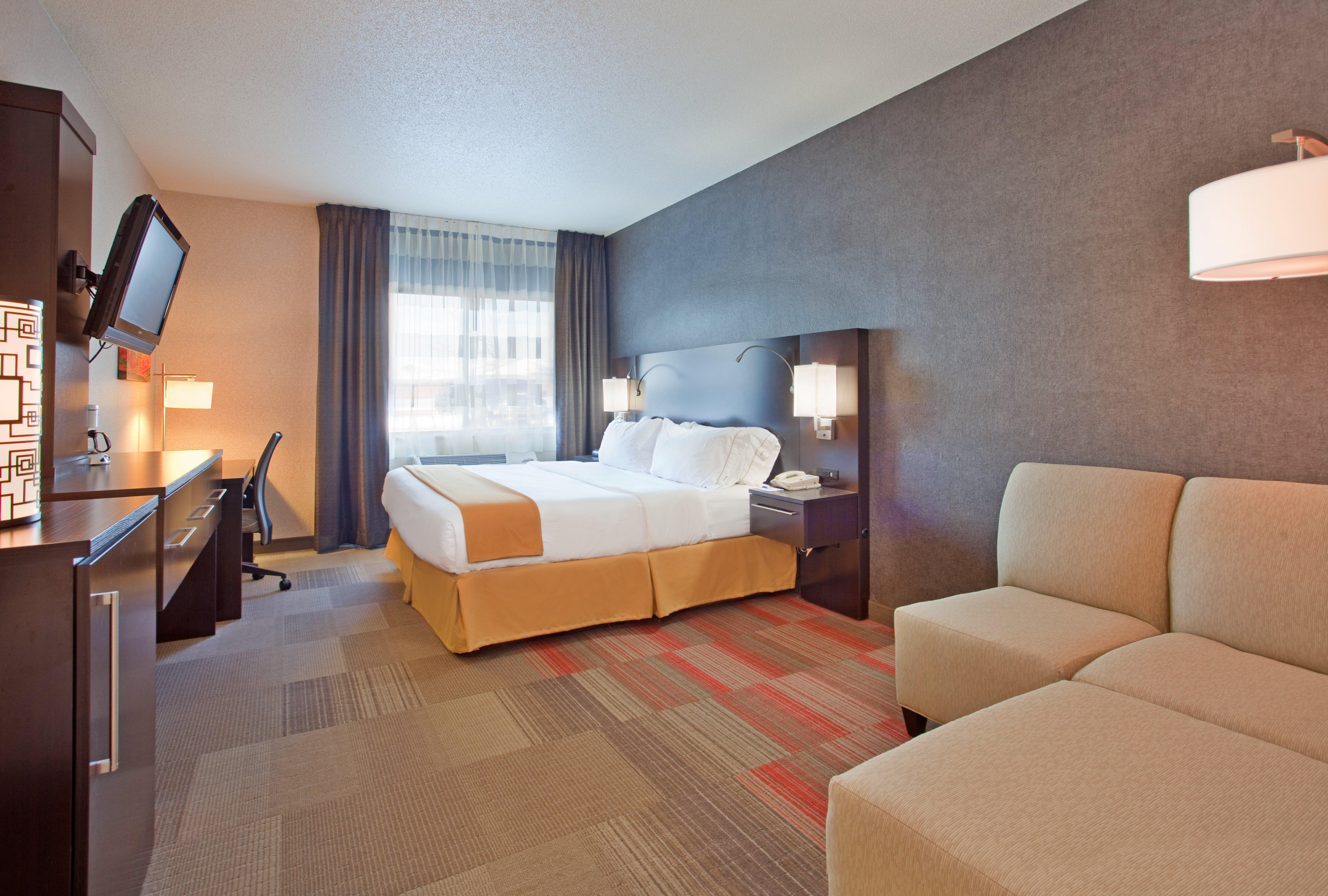 Holiday Inn Express Hotel & Suites Beatrice By Ihg Exterior foto