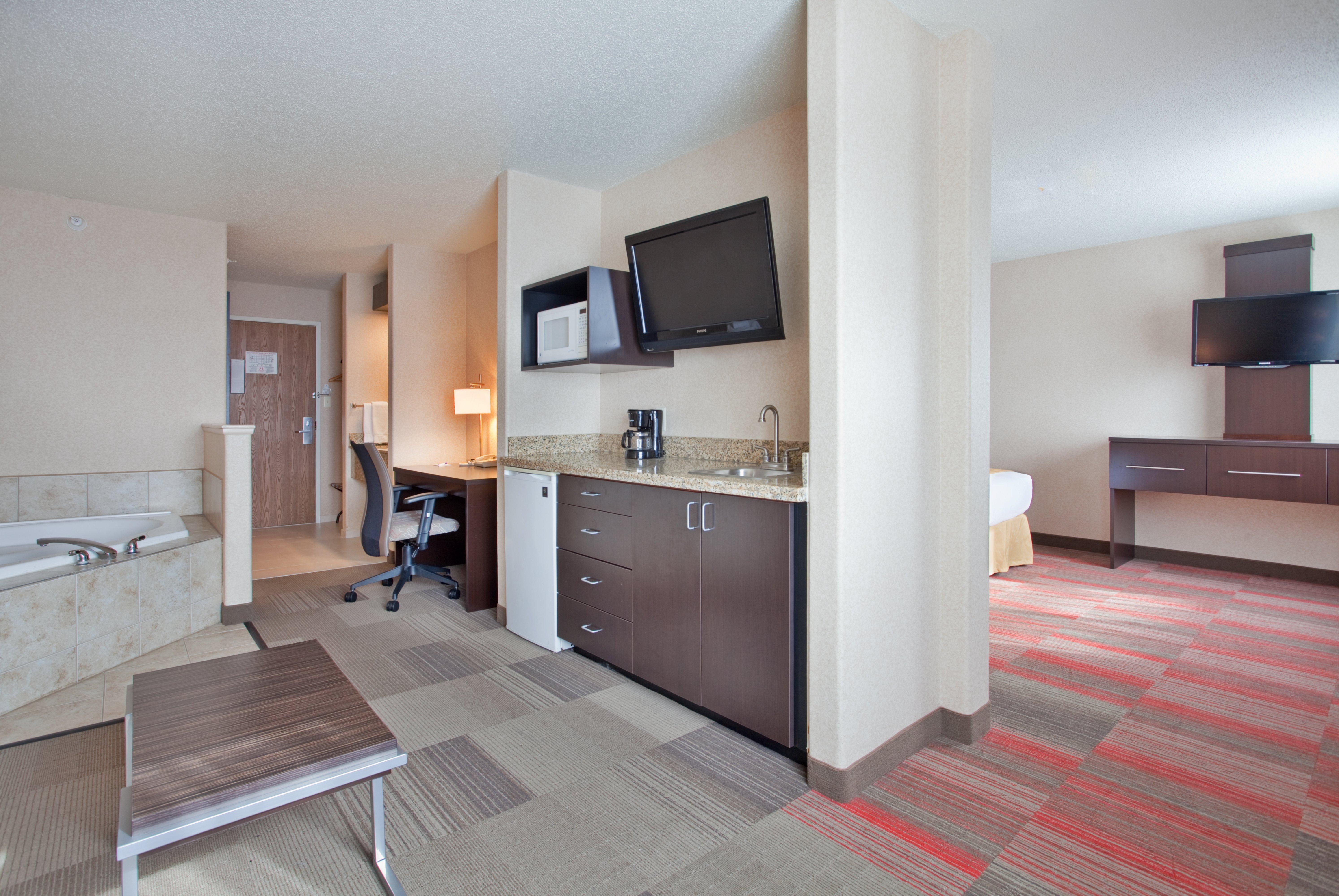 Holiday Inn Express Hotel & Suites Beatrice By Ihg Exterior foto