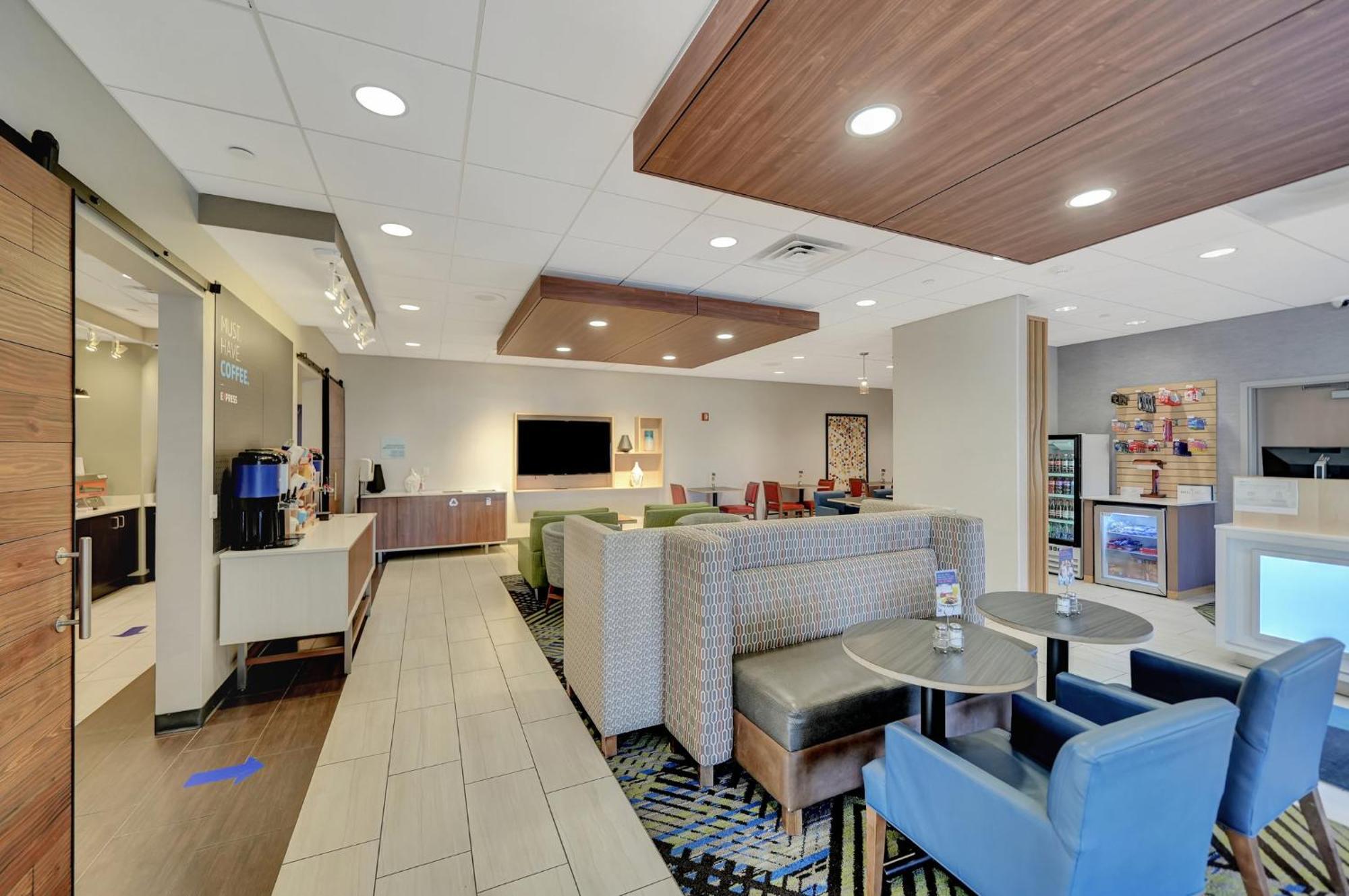 Holiday Inn Express Hotel & Suites Beatrice By Ihg Exterior foto
